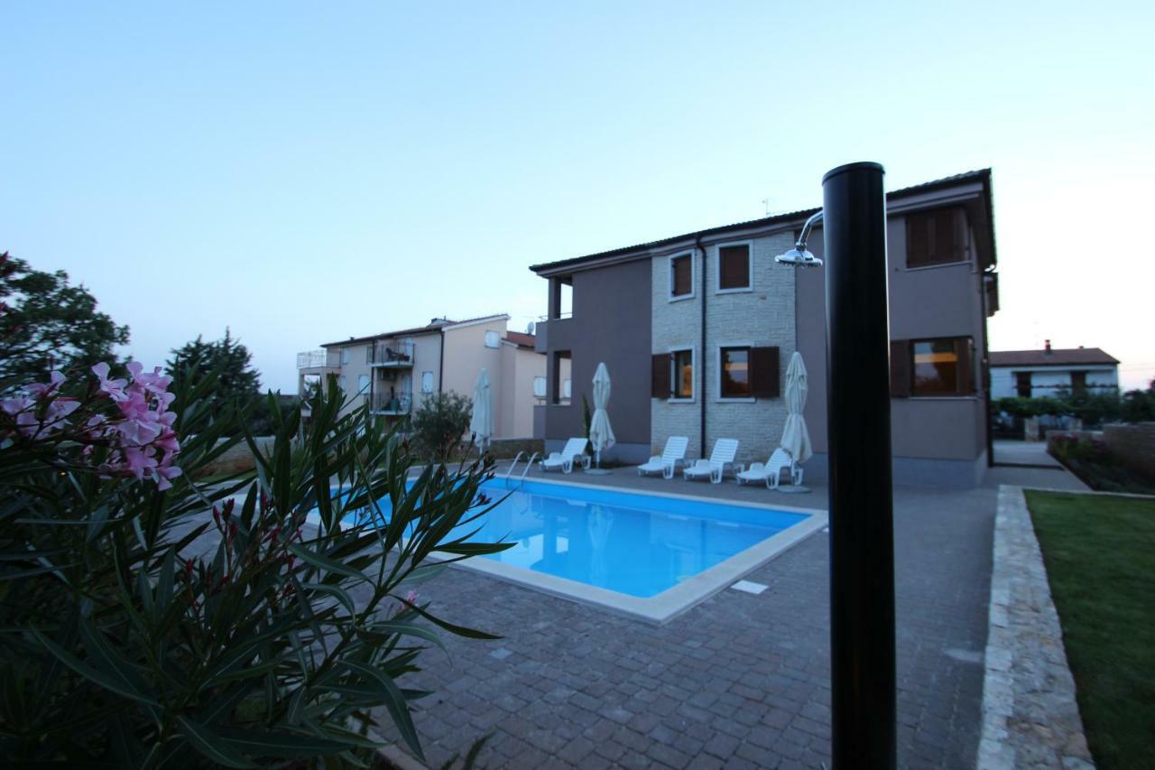 Villa Dora Vabriga Тар Экстерьер фото